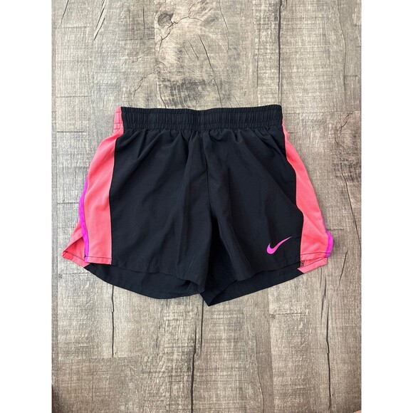 Girls Nike Shorts - Picture 1 of 3